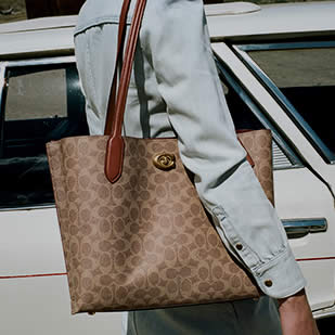 Luxury handbag and fashion brand Coach partners with stockinstore to enhance their customer omni-channel experience