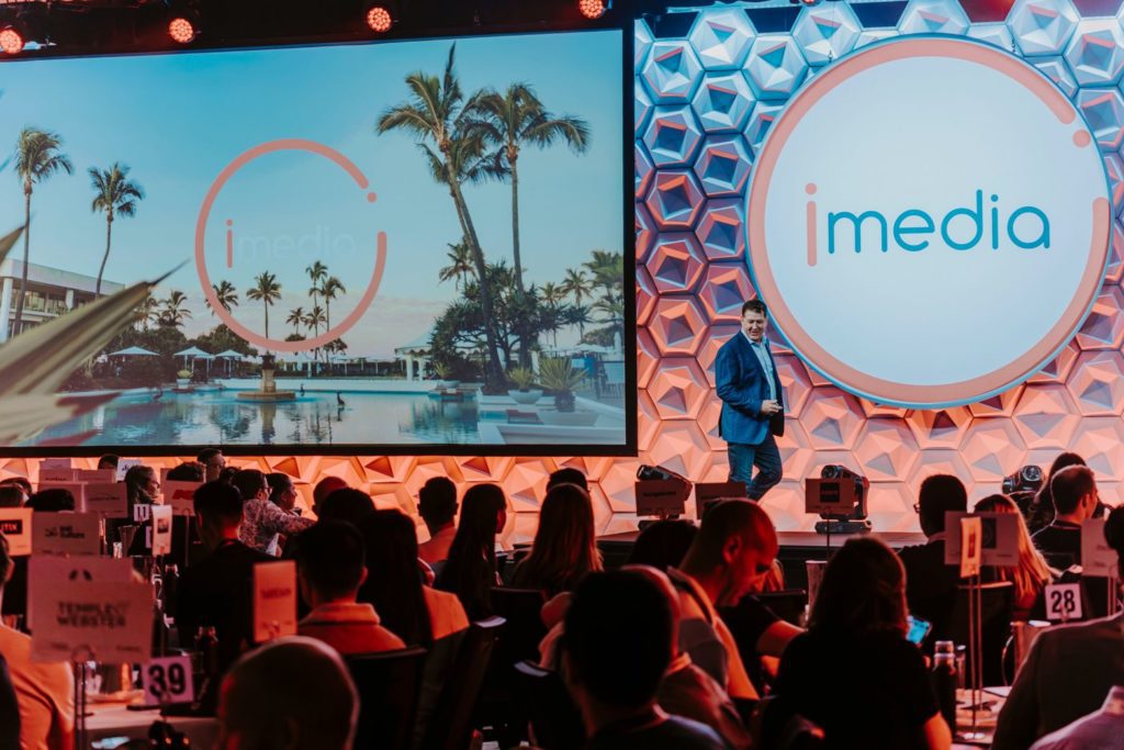 stockinstore sponsors iMedia Online Retail Summit talking omni channel retail solutions